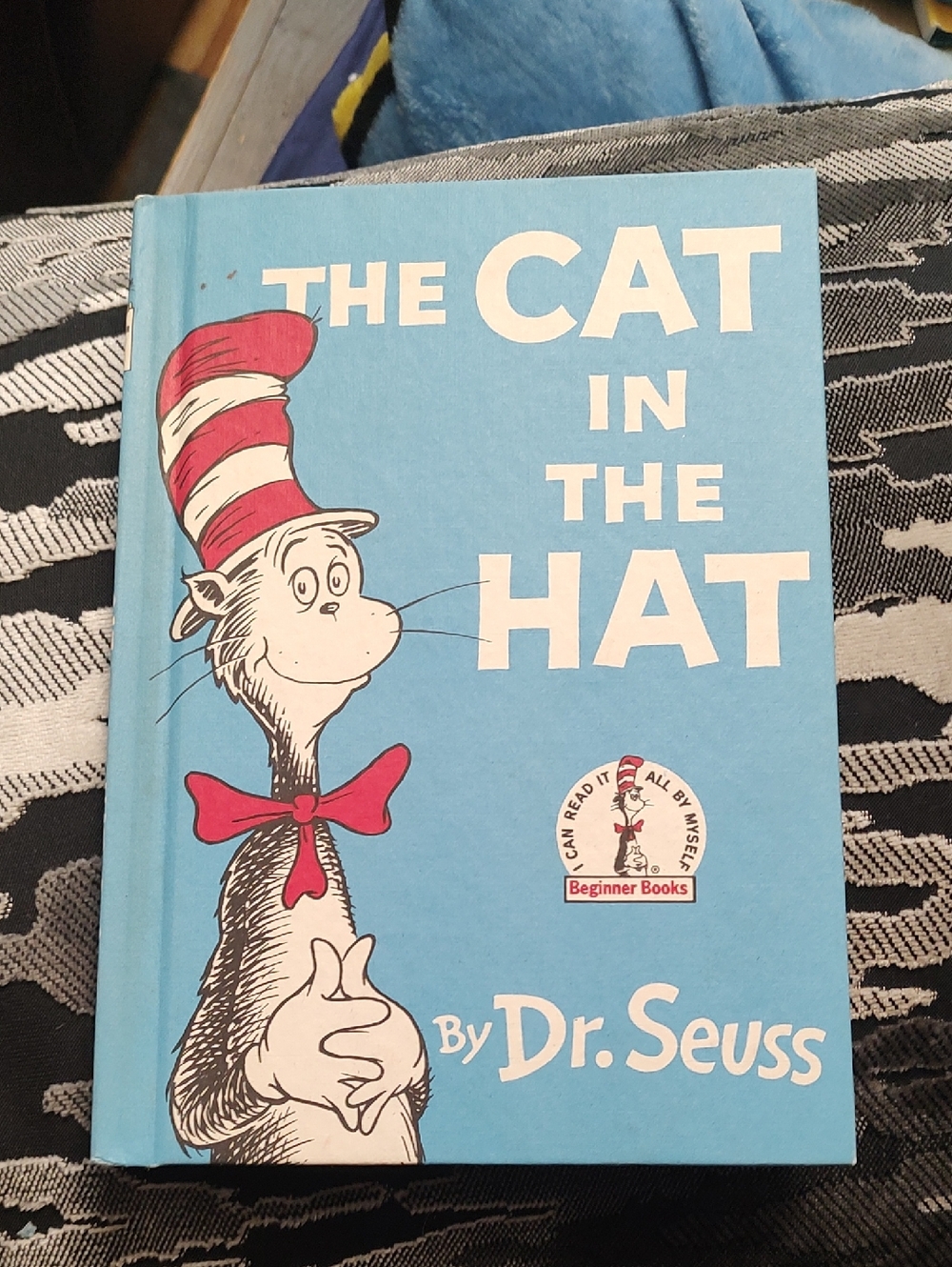 Dr. Seuss The Cat in the Hat - Blue Cover